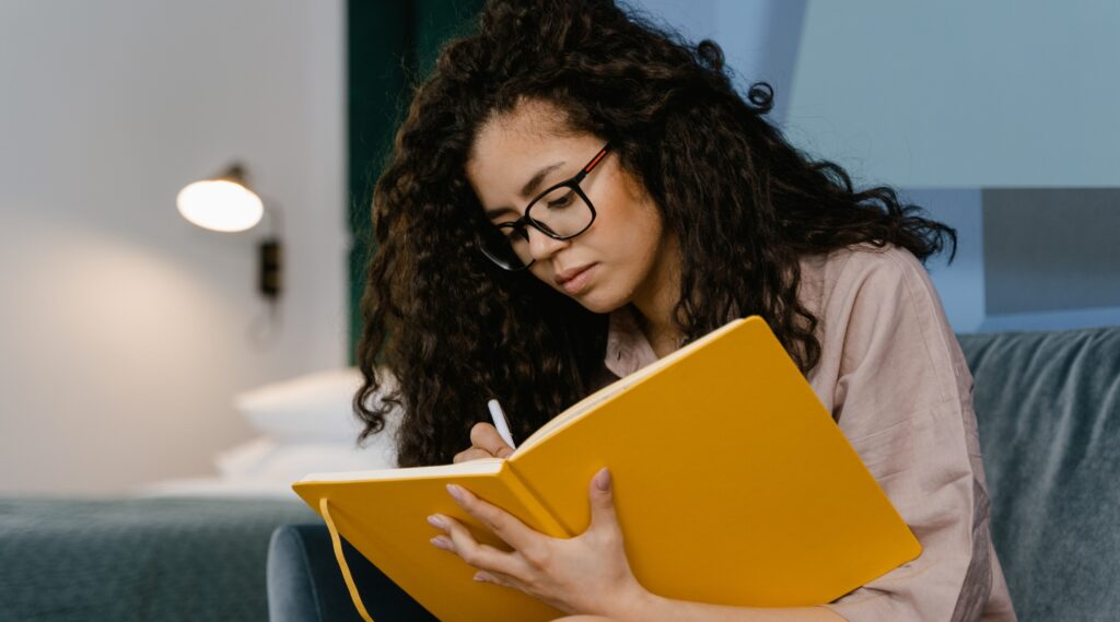 How to Stop Reliving Past Mistakes The Unfolding Rose